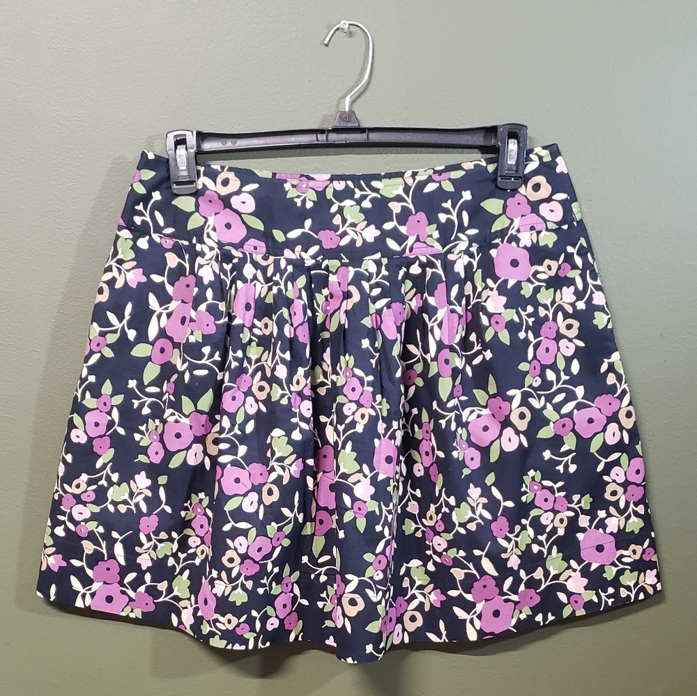 Ann Taylor LOFT Women's Floral Pleated Skirt – Elegant & Feminine